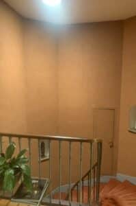 Puits de lumière Solatube dans la cage escalier à Auterive (31)